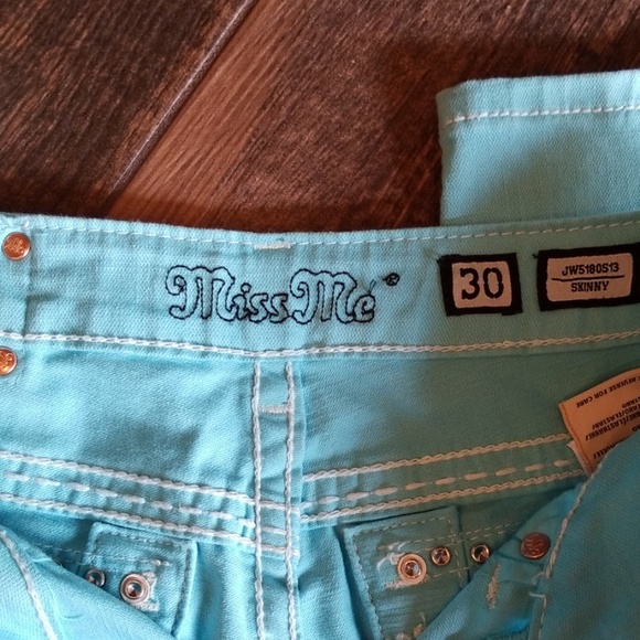 Blingy Aqua Miss Me Jeans size 30 - Picture 2 of 5